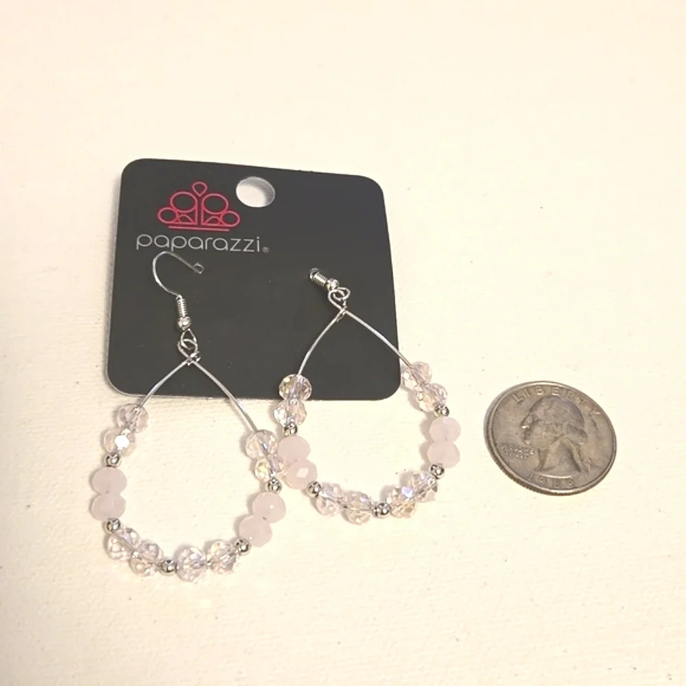 #487 NWT Paparazzi earring silver tone - Picture 3 of 3
